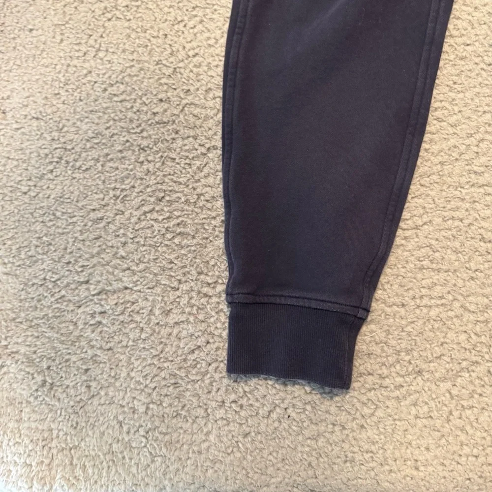 Lululemon Warm Down Jogger (28